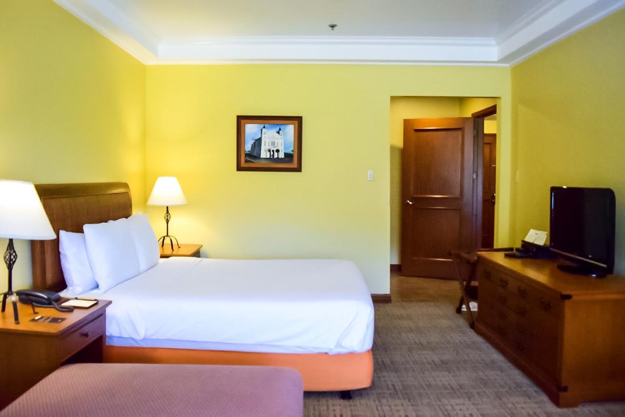 The Manor At Camp John Hay Hotel Baguio City ภายนอก รูปภาพ